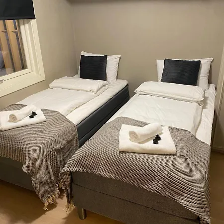 Big House, Free Parking, Wifi, 3 Bedrooms