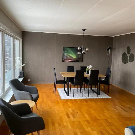 Large W Fjord View Parkinge31 *
