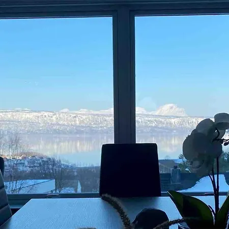 Big House With A View Free Parkinge31 * Narwik