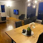 Large W Fjord View Parkinge31